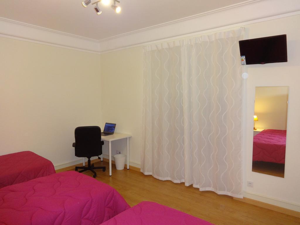 Residence Metro-Alameda Lisboa Rom bilde